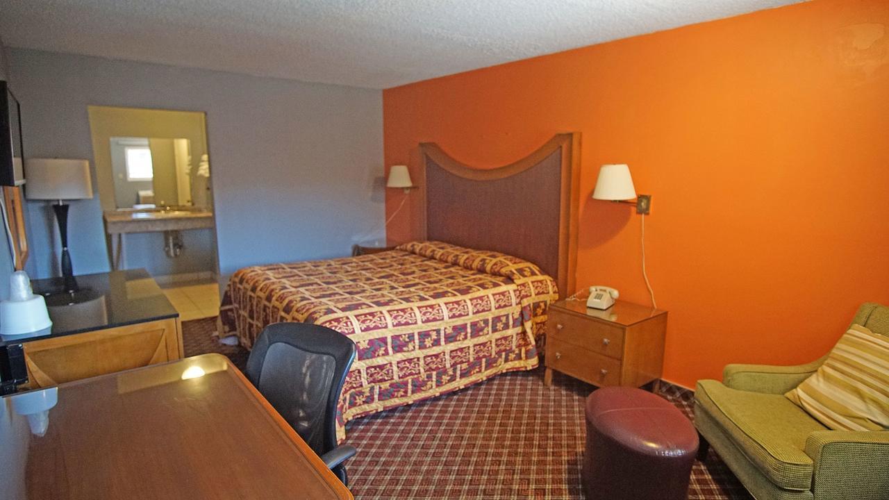 Los Angeles Inn & Suites - Lax West Athens Bagian luar foto