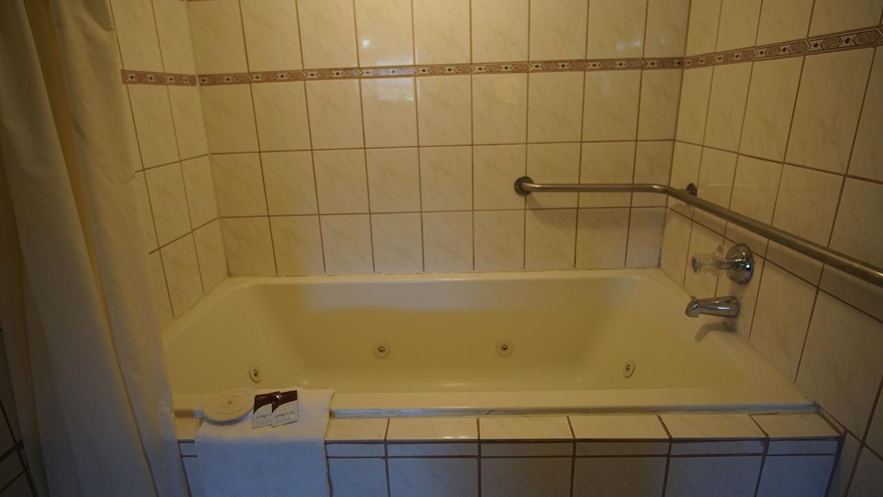 Los Angeles Inn & Suites - Lax West Athens Bagian luar foto